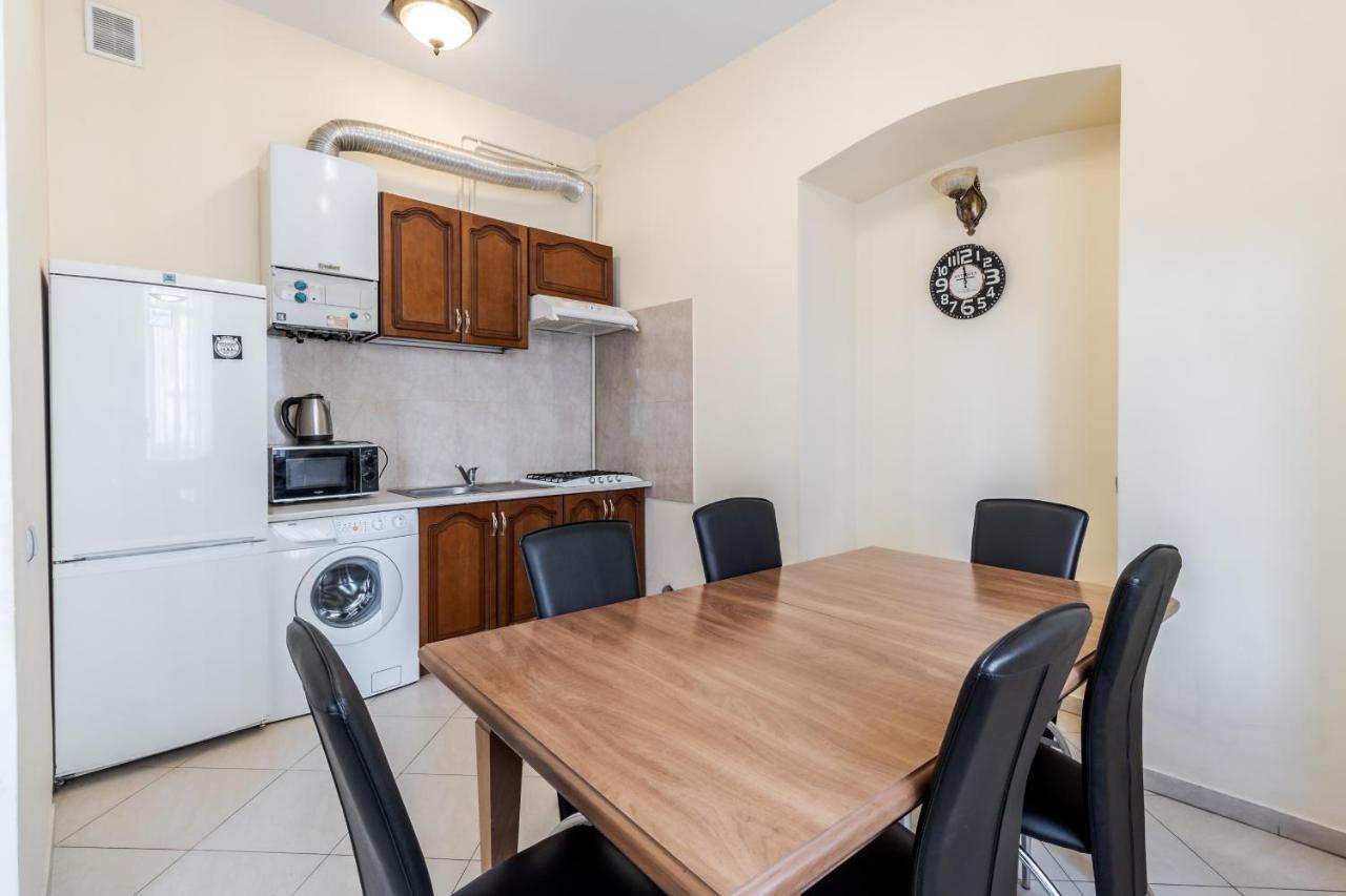 Fedorova Apartment Lviv Eksteriør bilde