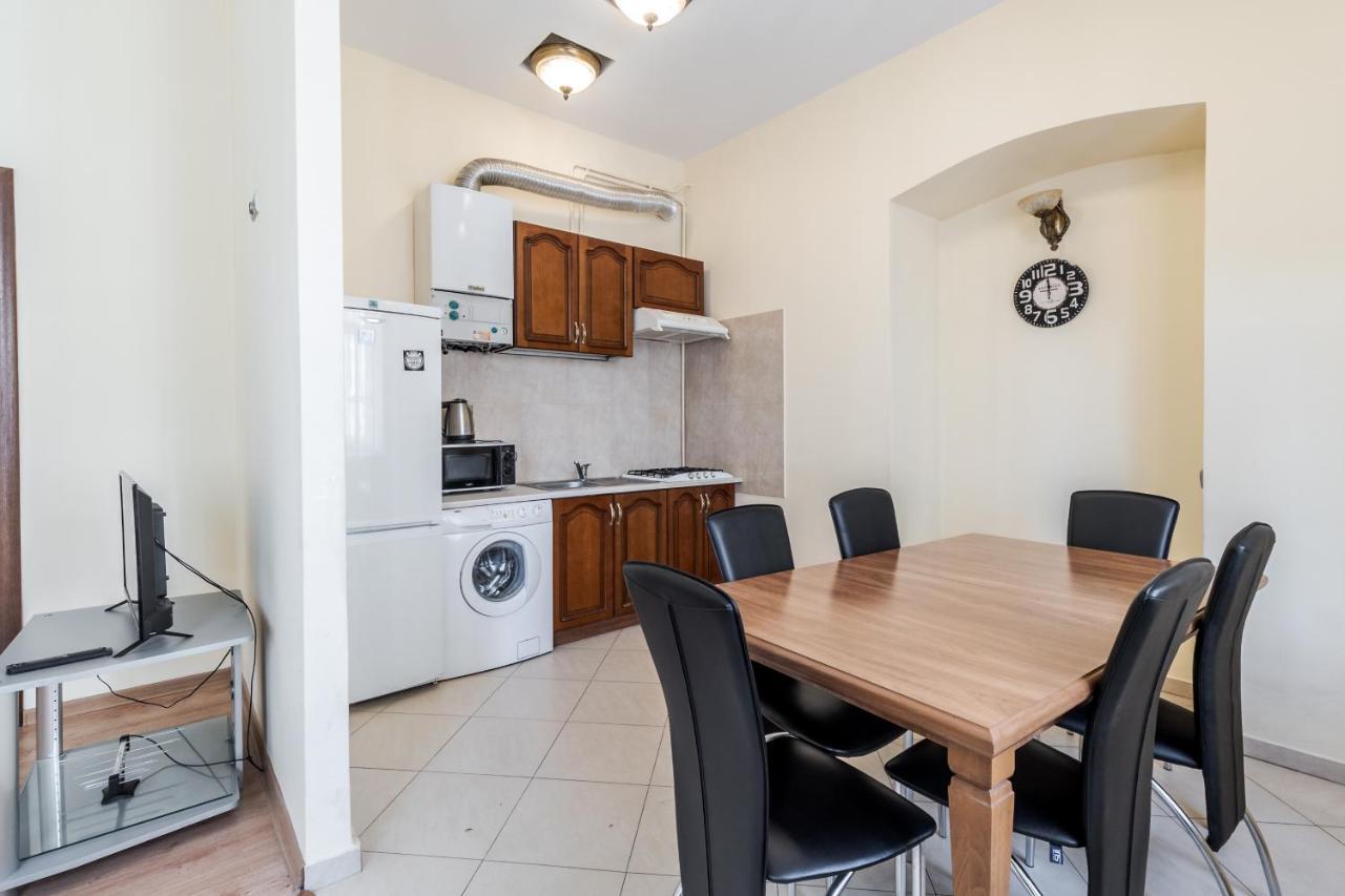 Fedorova Apartment Lviv Eksteriør bilde